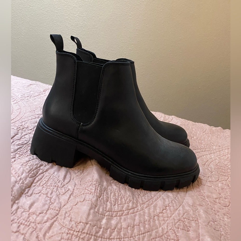 Howler Black Leather Platform Ankle Boots - Steve Madden